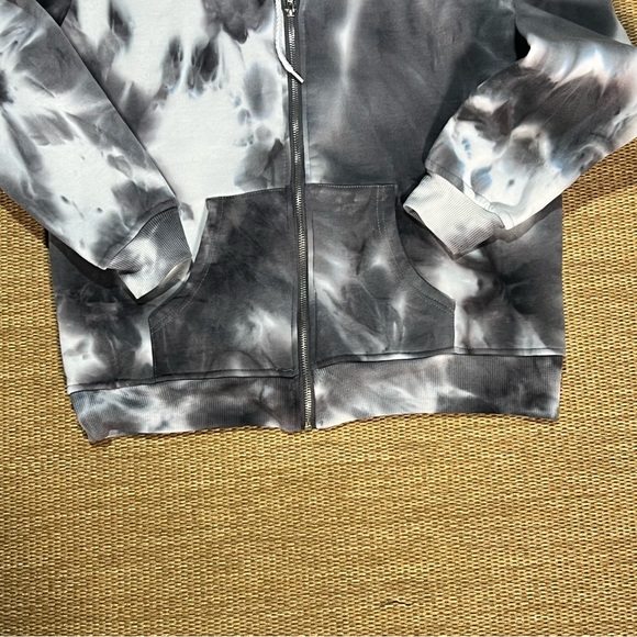 Cult Favorite "Anti Social" Cult Hoodie Size Medium NWOT - Picture 3 of 11